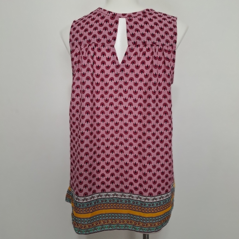 Violet Claire Sleeveless Cottagecore Pink Floral V-Neck Tunic Blouse Size 1X - Picture 5 of 9